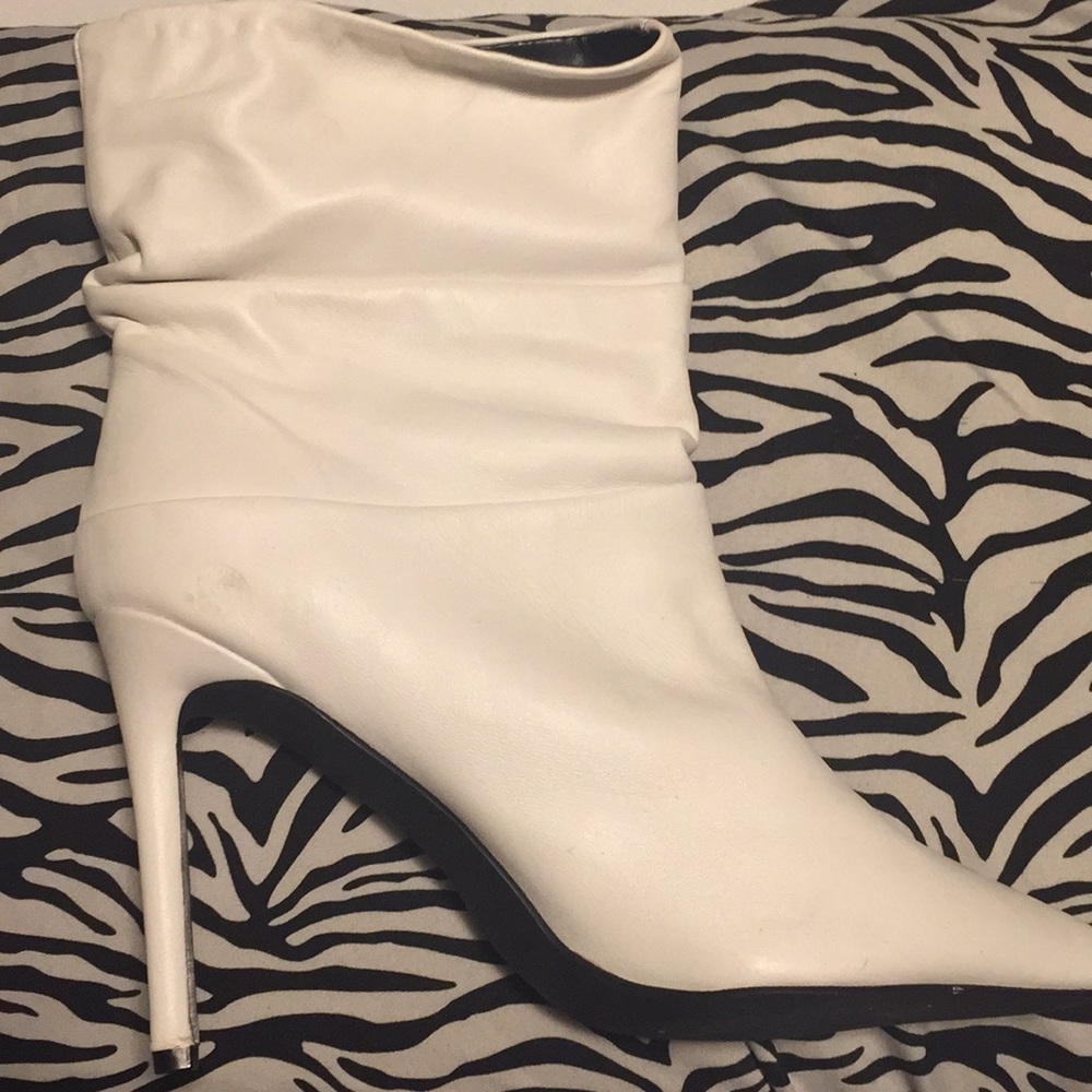 Steve madden white booties